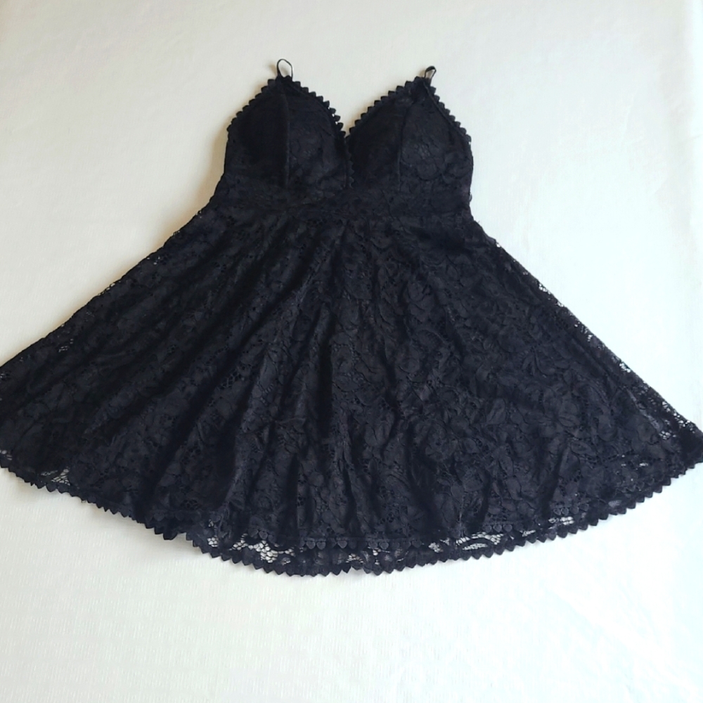 Streetwear Society Black Lace Minidress